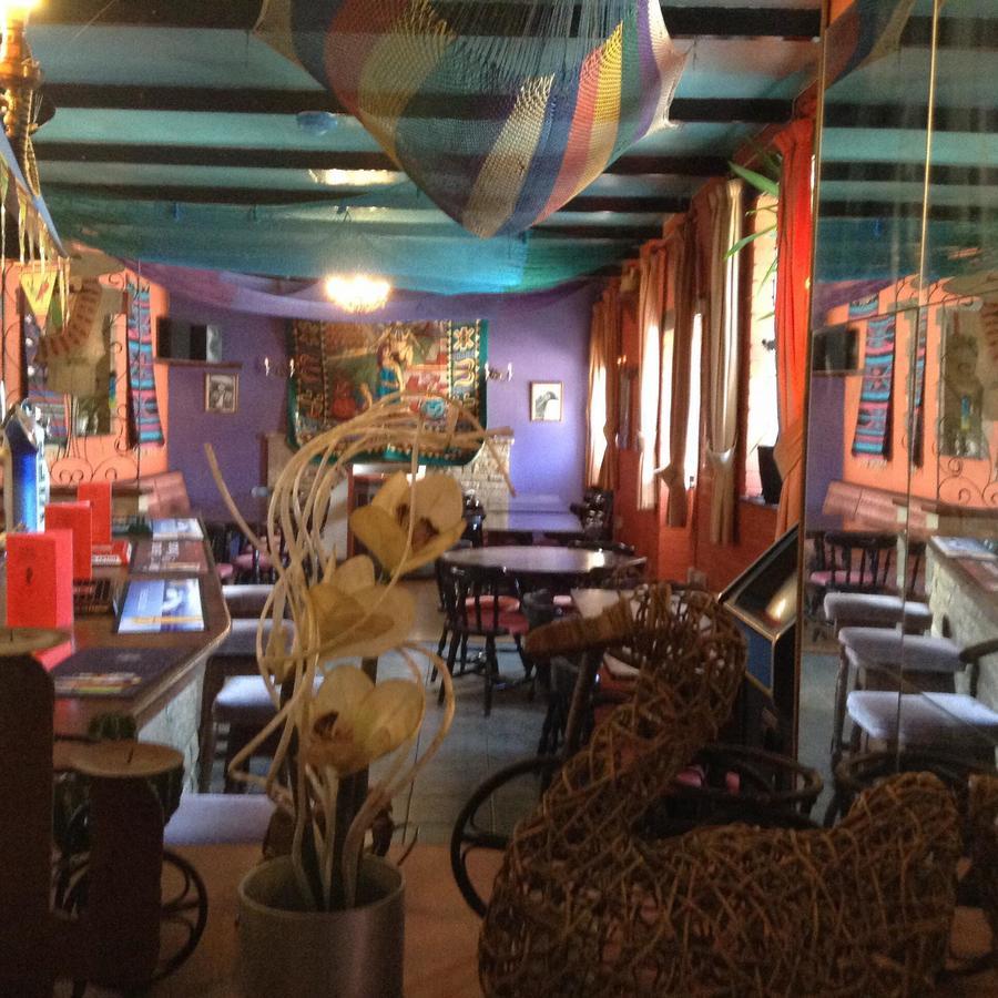 Pantyrathro International Hostel كرمرثن المظهر الخارجي الصورة