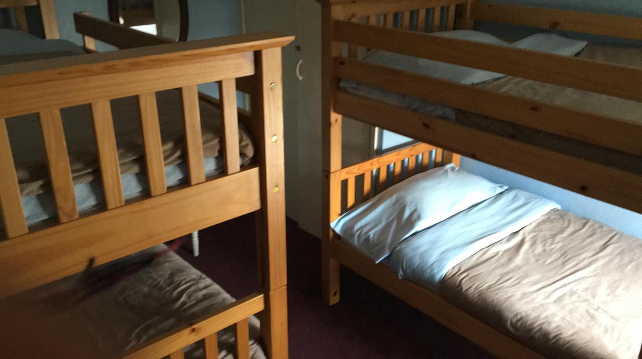 Pantyrathro International Hostel كرمرثن المظهر الخارجي الصورة